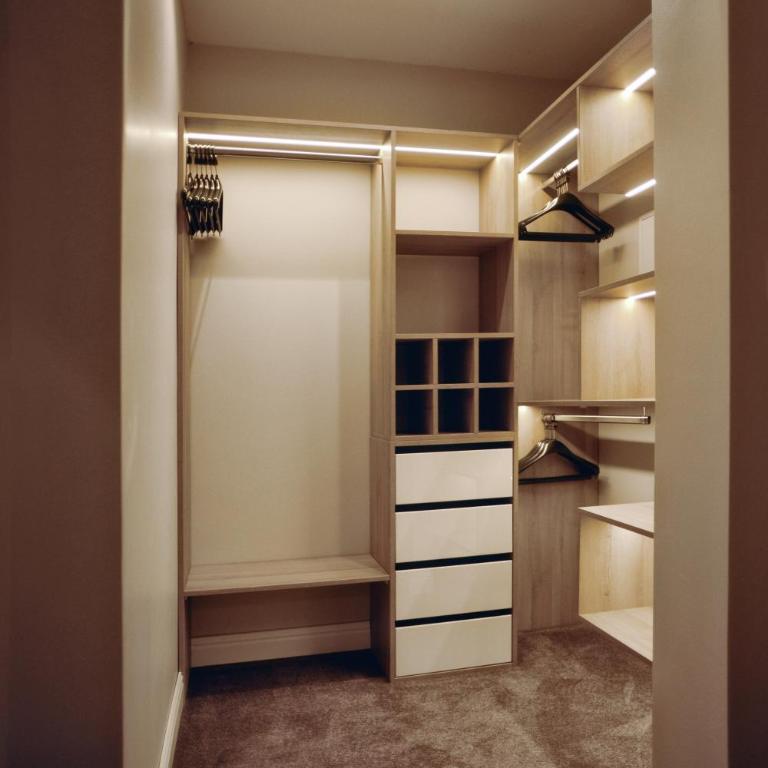 Hotel Ideja - Standardni Apartman Tipa "Suite" - 3
