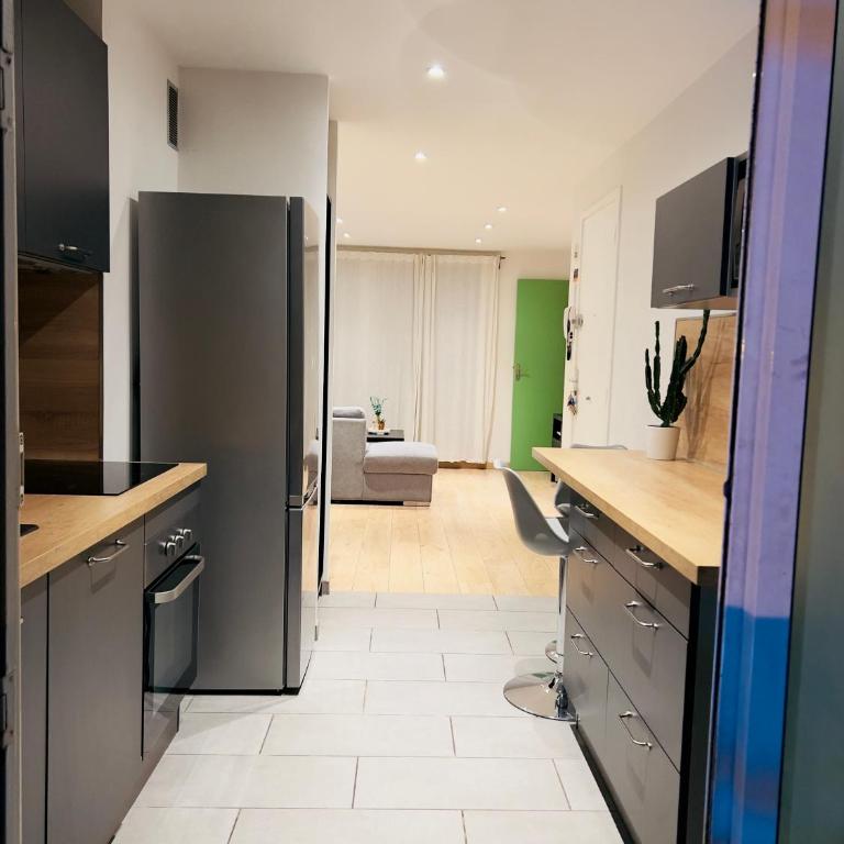 Superbe T3 séjour Marseille Clim 2 balcons Timone - Appartement 2 Chambres - 6
