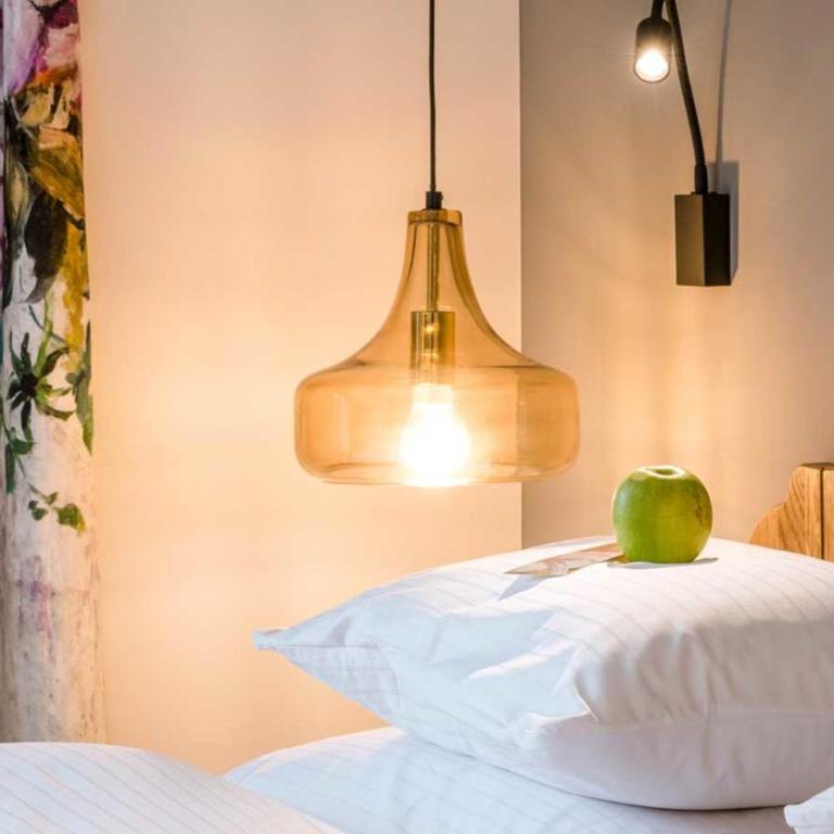 Hotel Stäfeli - Doppelzimmer mit Balkon - 4