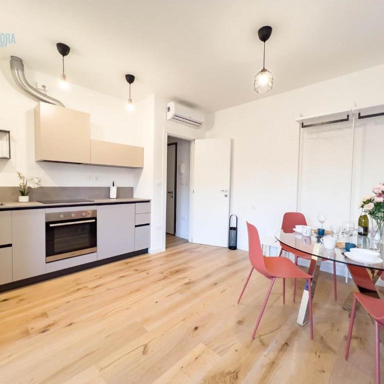 Economo B1 Tirabora Short Rent - Appartamento Monolocale - 11