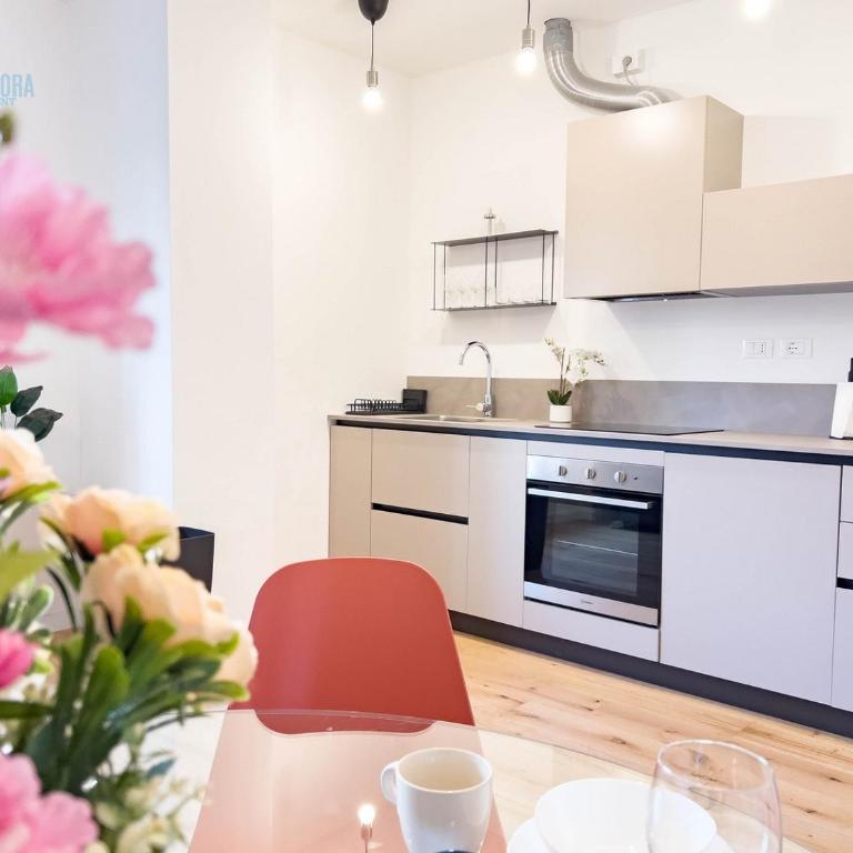 Economo B1 Tirabora Short Rent - Appartamento Monolocale - 16