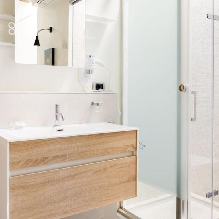 Restart Accommodations Nettuno - Appartamento con 2 Camere da Letto - 52