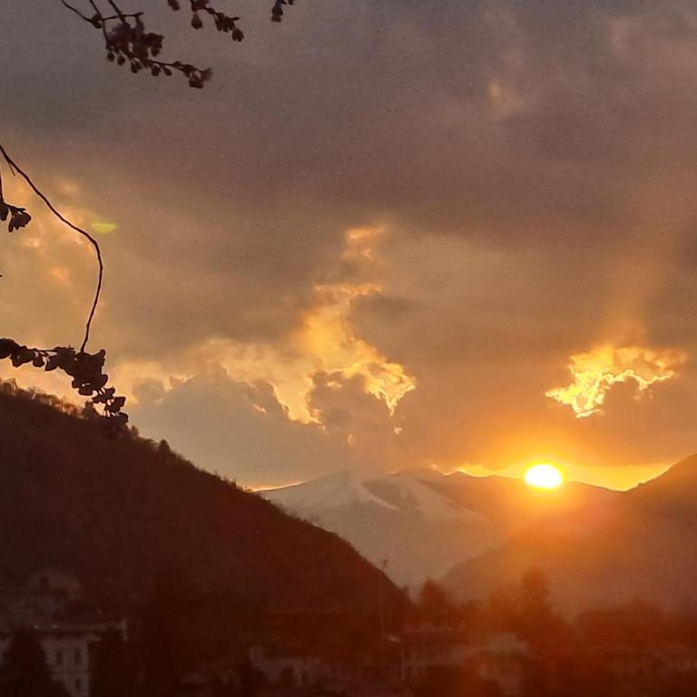 Villa Primula - Appartamento con Vasca Idromassaggio e Vista Lago - 70