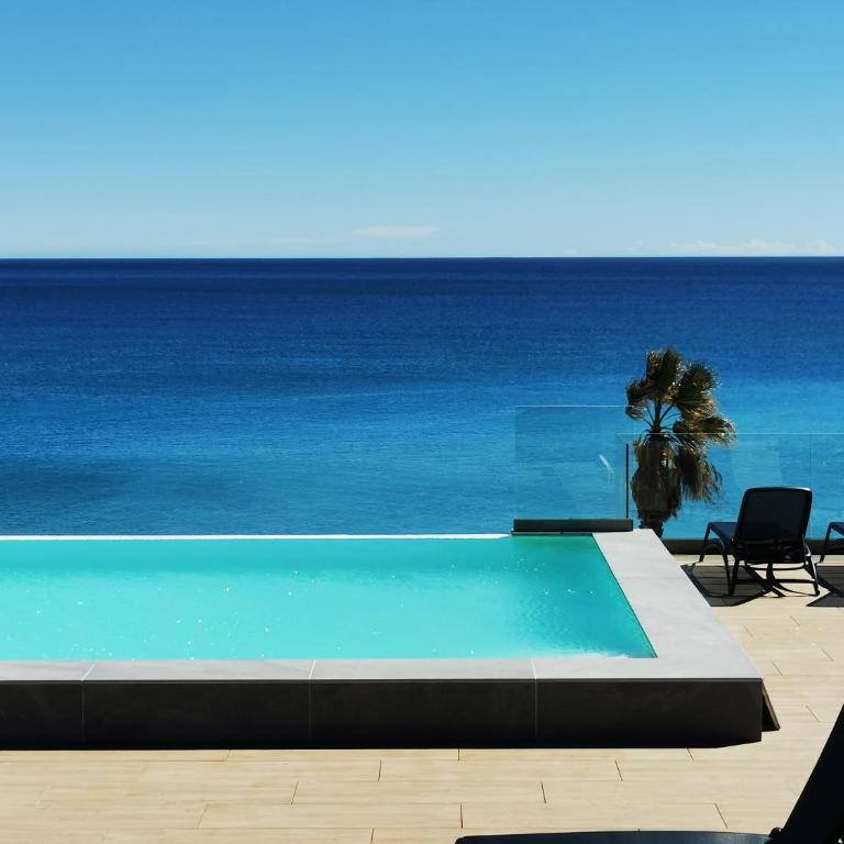 Pearl Beach - Rooftop Pool Seaside - Apartamento con vistas a las montañas - 19