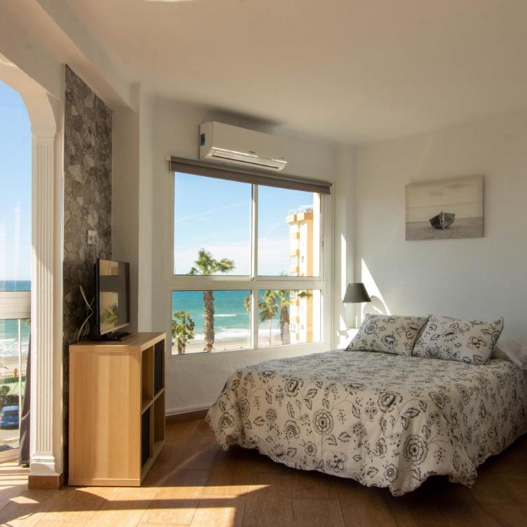 Ruselo 308. Loft en paseo marítimo de Torrox Costa - Estudio con vistas al mar - 10