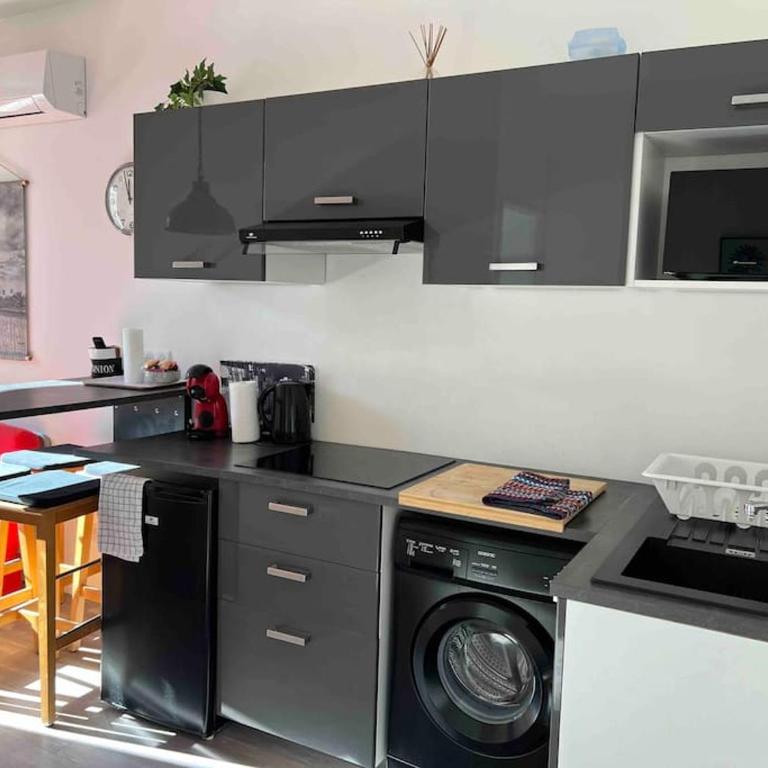 Hyper Centre Ville, le Brion - One-Bedroom Apartment - 5