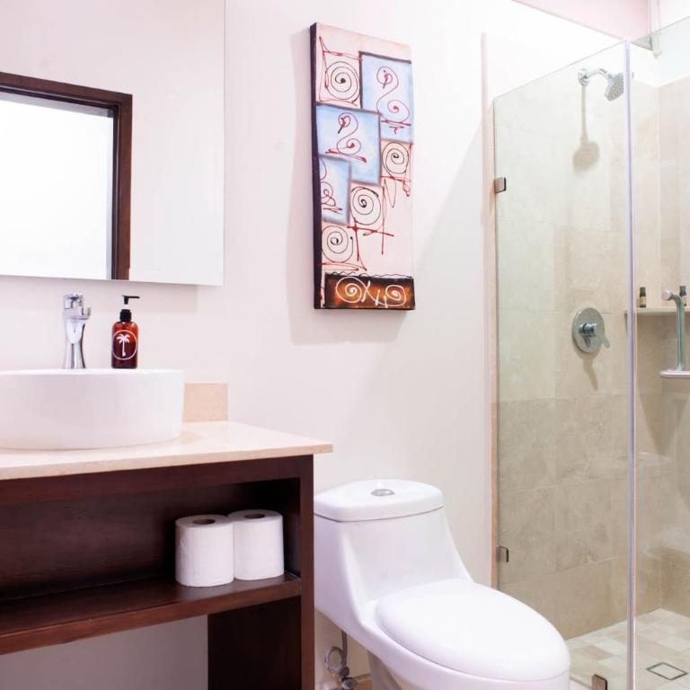 Spacious Apartment with Private Balcony & Ocean View - Brujas - Two-Bedroom Apartment - 16
