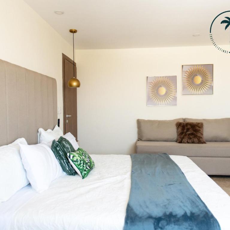 Terraza con Vista al Mar, BBQ y Piscina - Two-Bedroom Apartment - 11