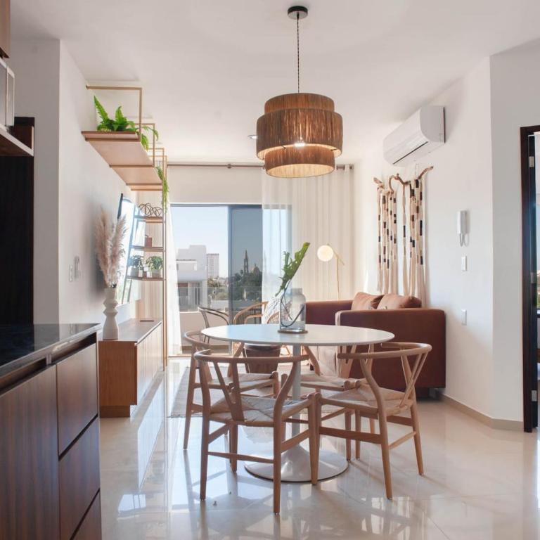 Comfy Apartment with Stylish Furnishings & Private Balcony - Antigua - Two-Bedroom Apartment - 2