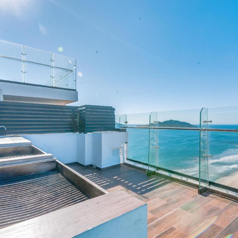 Hermosa Vista al Mar, Condominio de Lujo! - Two-Bedroom Apartment - 36