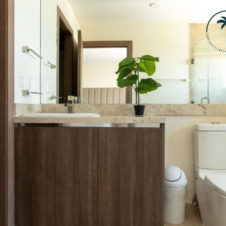 Hermosa Vista al Mar, Condominio de Lujo! - Two-Bedroom Apartment - 50