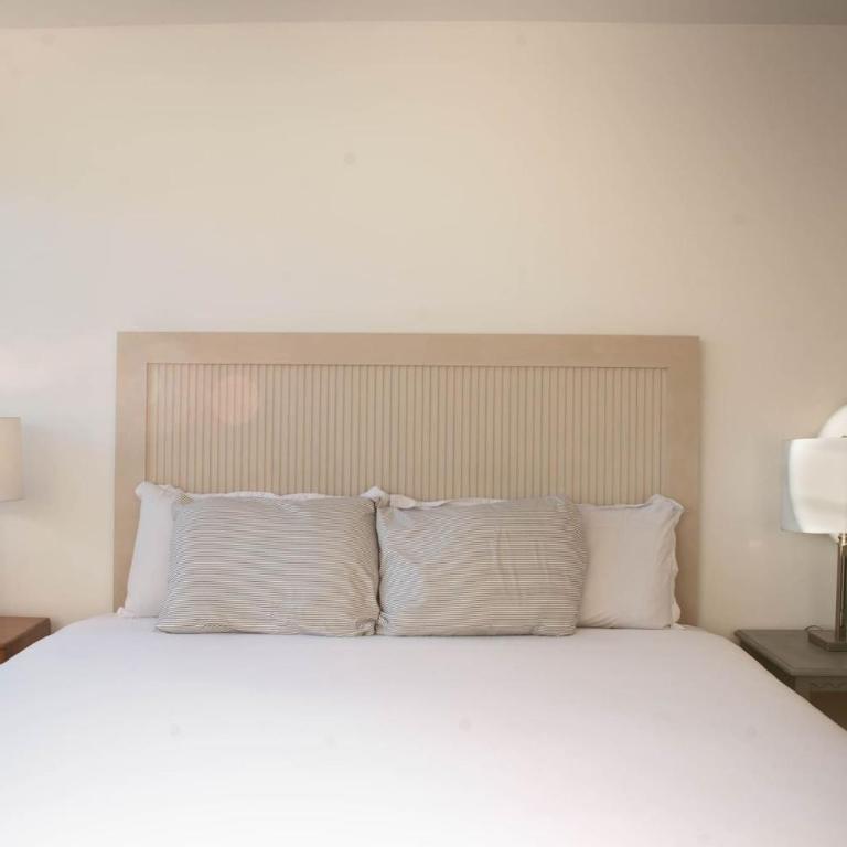 Acogedor Dpto Bien Ubicado con Buena Iluminación - Romanita 2 - Two-Bedroom Apartment - 8