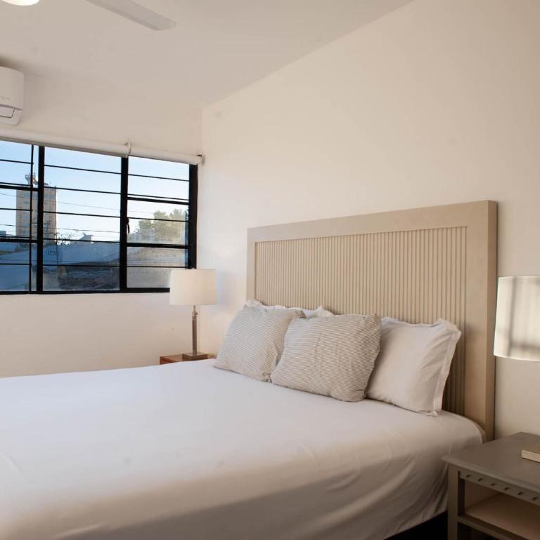 Acogedor Dpto Bien Ubicado con Buena Iluminación - Romanita 2 - Two-Bedroom Apartment - 9