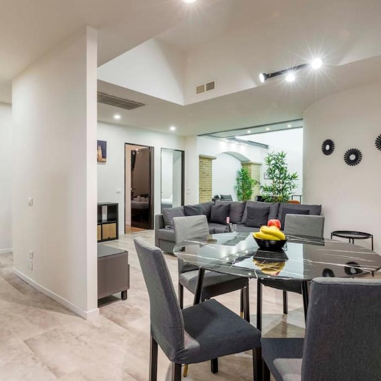 Comfortable 3 Bedrooms Apartment few steps from Duomo - Appartamento con 3 Camere da Letto - 2