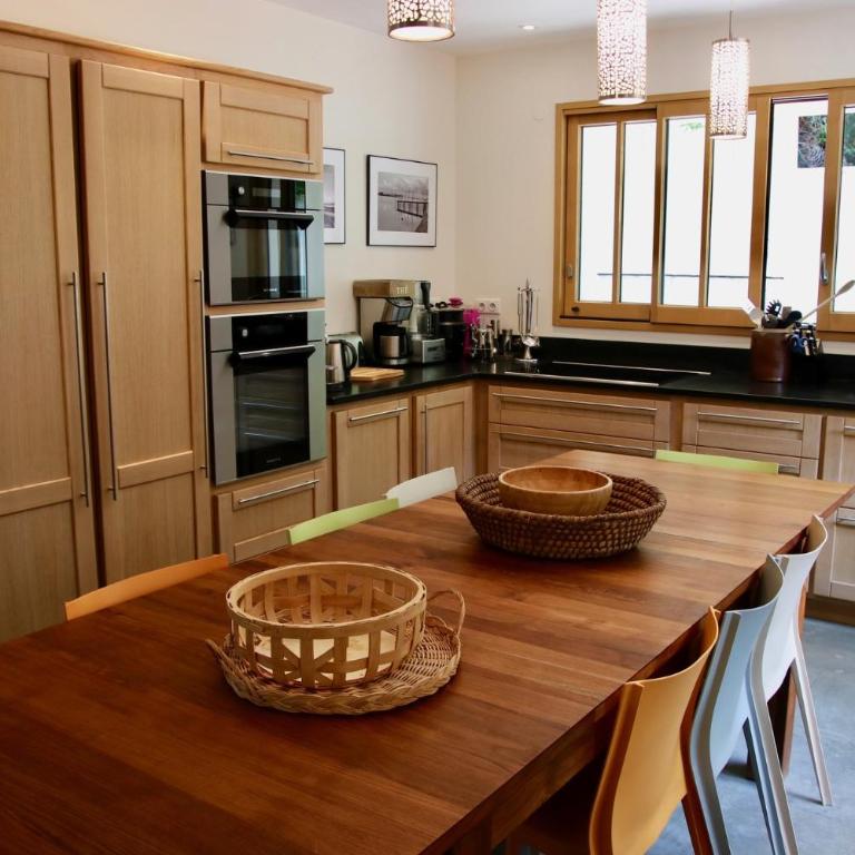Stunning high standard Villa, heated Pool +aircon - Villa avec Piscine Privée - 8
