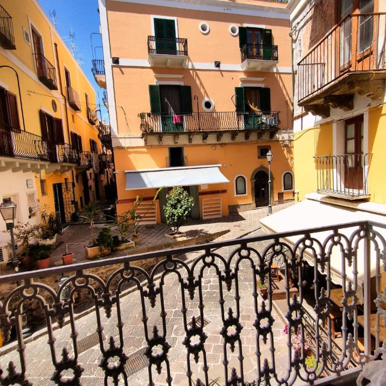 Lipari Suite B&B - Camera Matrimoniale Superior - 20
