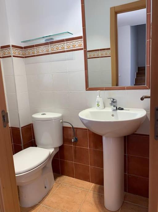 Casa con jardín, wifi, aire acondicionado, piscina - Casa de 3 dormitorios - 15