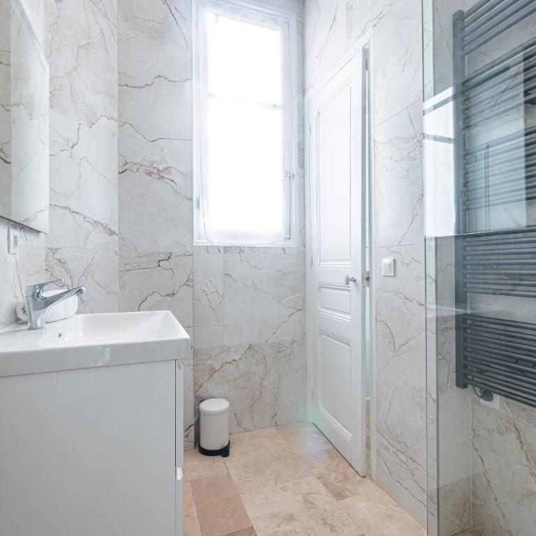 Lovely 2 Bdr Nice Harbor - Appartement 2 Chambres - 22