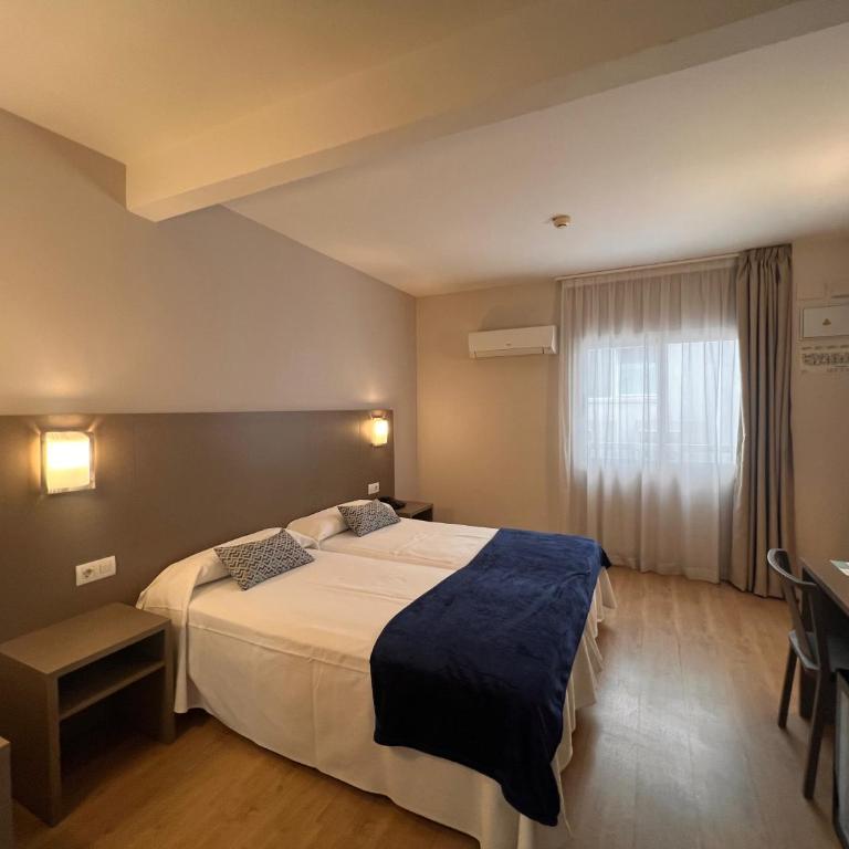 Hotel Montesol Benidorm - Habitación Doble con vistas a la ciudad - 1 o 2 camas - 6