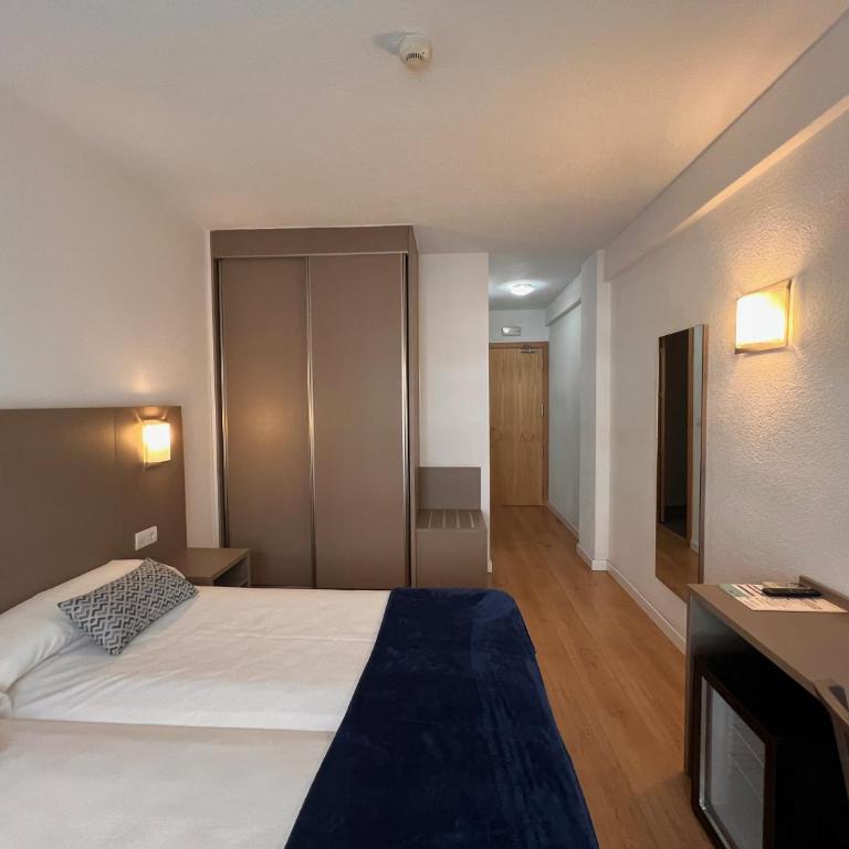 Hotel Montesol Benidorm - Habitación Doble con terraza - 2 camas - 2