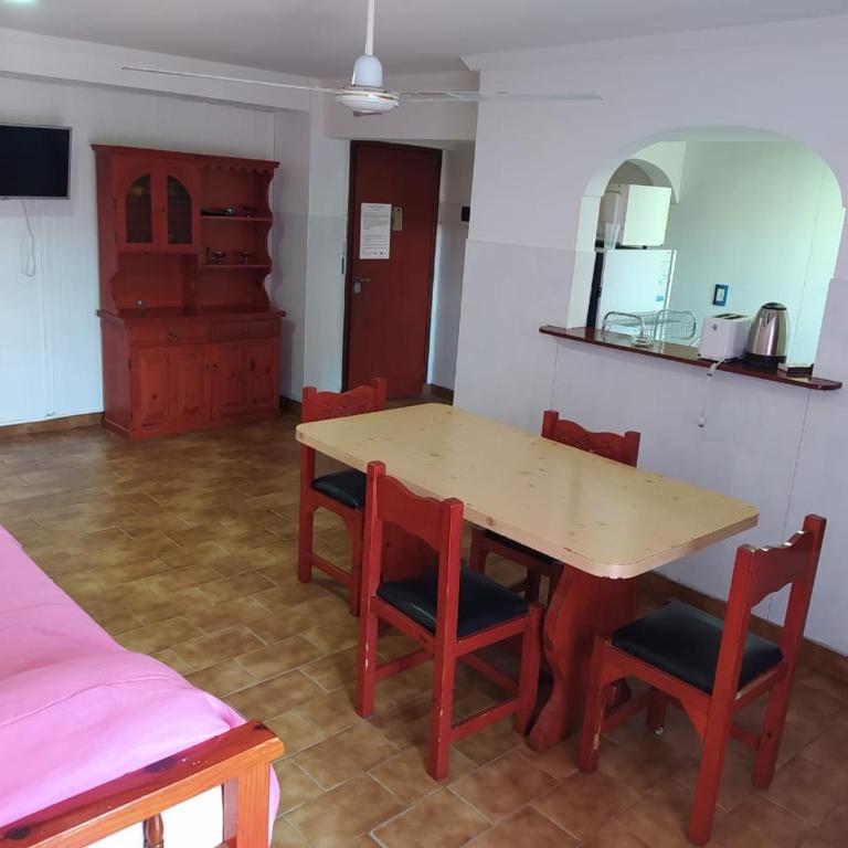Departamentos Familiares Rosas Rojas - One-Bedroom Apartment - 4