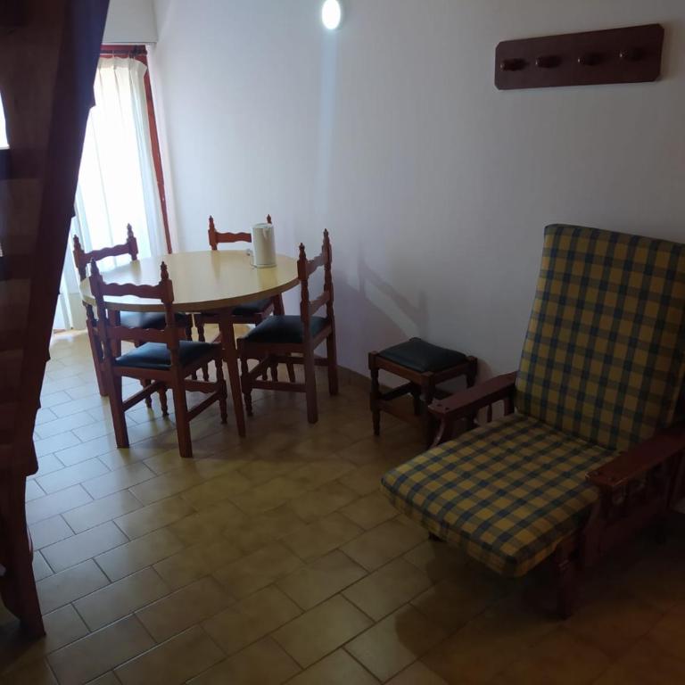 Departamentos Familiares Rosas Rojas - Apartment - Split Level - 8