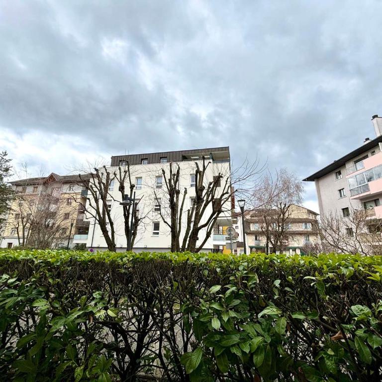 T1 Confortable Proche Centre avec Parking Privé - FR-1-432-44 - Studio - 12