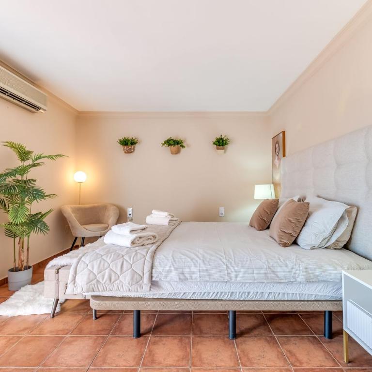 Classic 5 BDRM Andalucian Villa w Pool & Sea View - Villa with Private Pool - 18