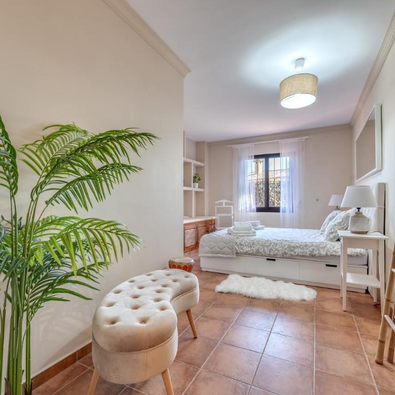 Classic 5 BDRM Andalucian Villa w Pool & Sea View - Villa with Private Pool - 25