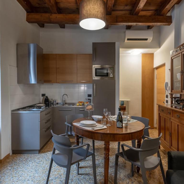Residenza Roccamaggiore - Appartamento Deluxe - 8