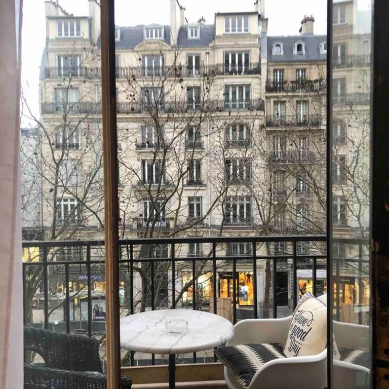 Grand appartement proche métro - One-Bedroom Apartment - 5