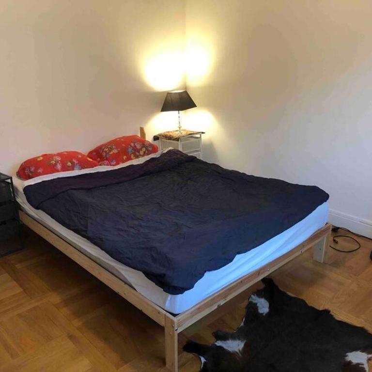 Grand appartement proche métro - One-Bedroom Apartment - 15