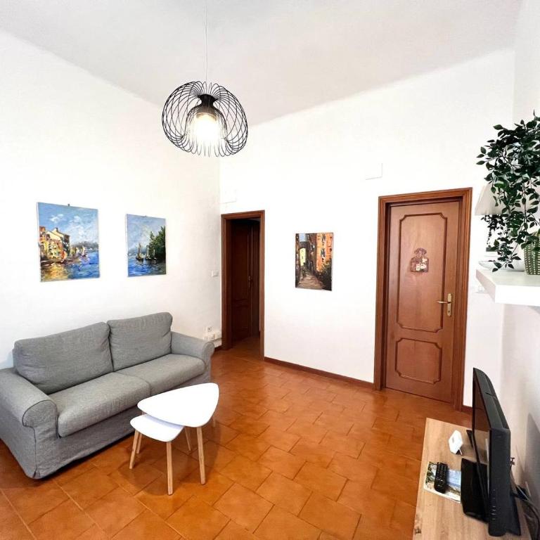 La Casa di Gino - A due Passi dal Mare - Appartamento con 2 Camere da Letto - 1
