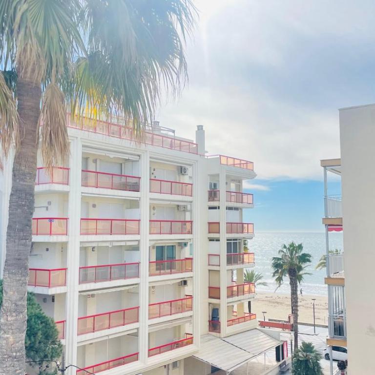 Appart SALOU BEACH & PORT AVENTURA & FERRARI LAND 6-8 pers - Apartamento de 3 dormitorios - 3