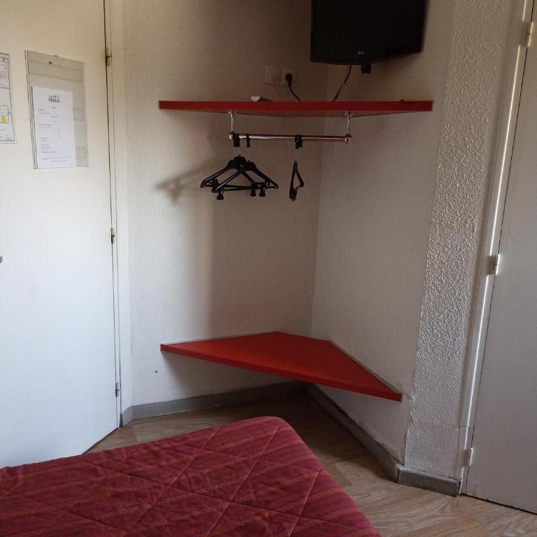 HECO Calais Centre-Gare - Chambre Triple - 1