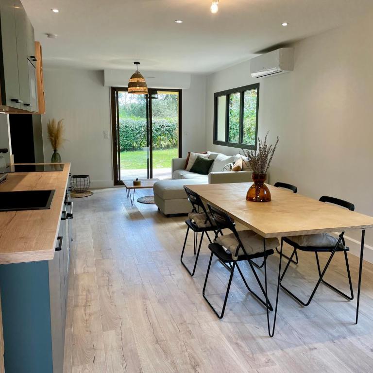 Villa Patio à 800 m de la plage - Two-Bedroom Apartment - 7