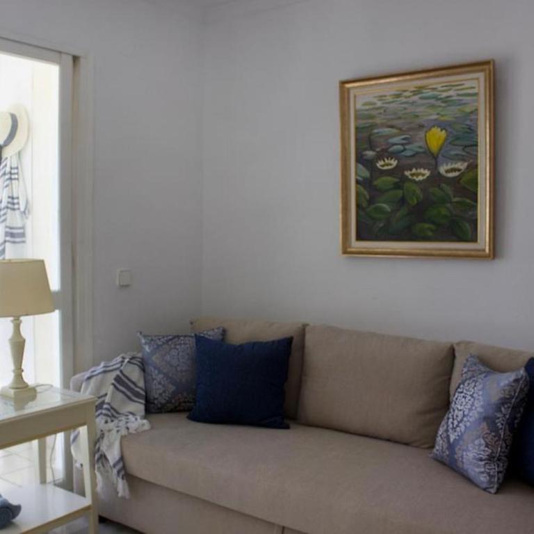 Centrally located south facing apartment with pool - Apartamento de 1 dormitorio - 11