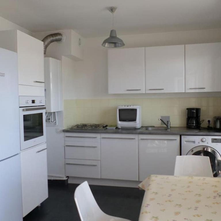 T3 Tout confort-20 min à pied plage - Appartamento con 2 Camere da Letto - 10