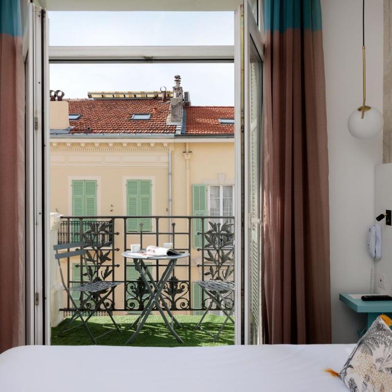 Hôtel Byakko Nice - Chambre Double Deluxe avec Balcon - 3