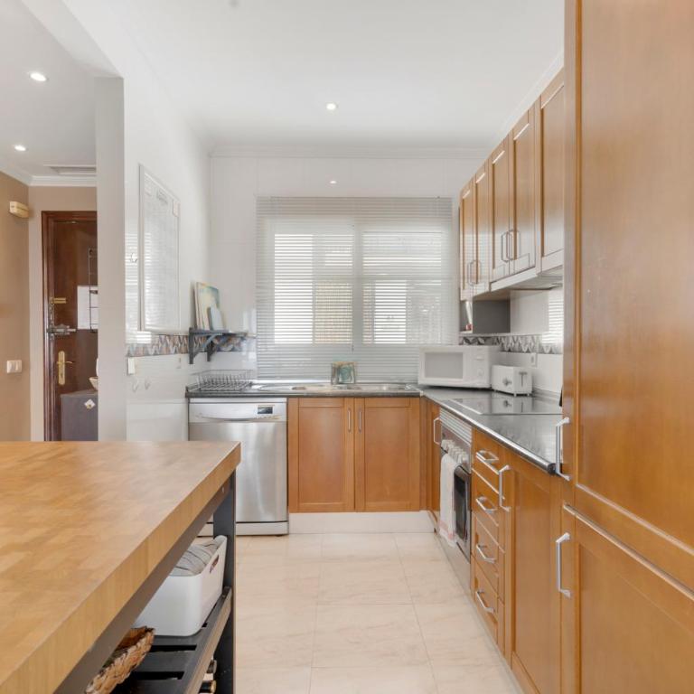 Sunny flat with pool by Costarentals - Ref 52 - Apartamento de 2 dormitorios - 4