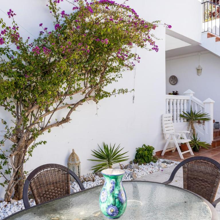 Sunny flat with pool by Costarentals - Ref 52 - Apartamento de 2 dormitorios - 33