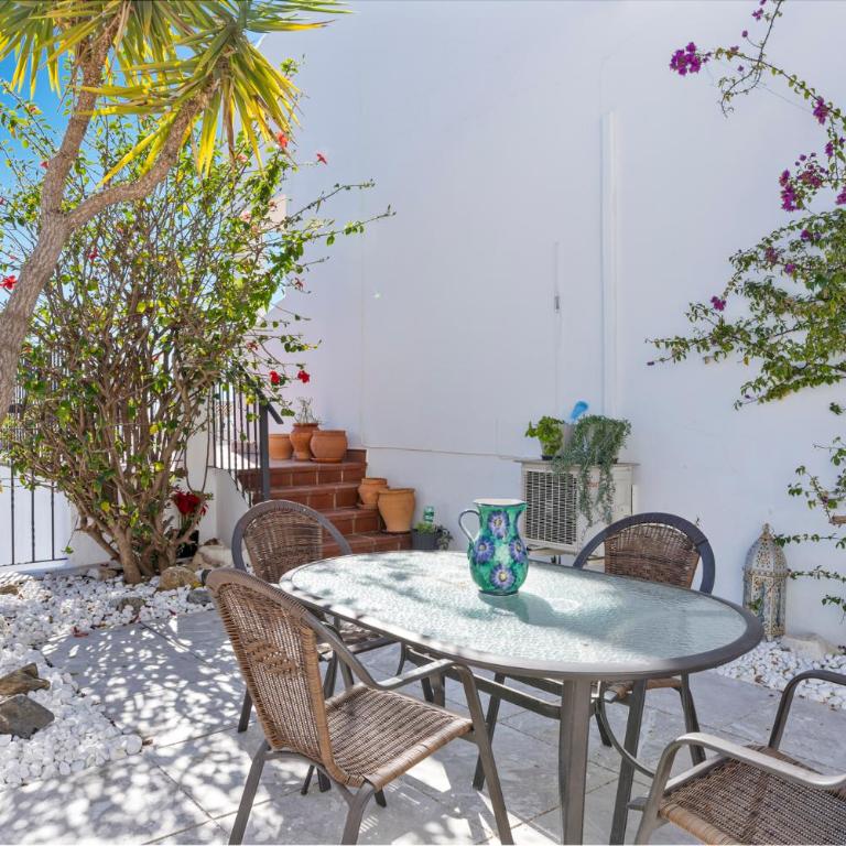 Sunny flat with pool by Costarentals - Ref 52 - Apartamento de 2 dormitorios - 34
