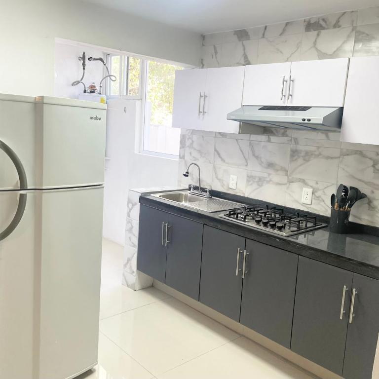 Suite Jacarandas 103 - Three-Bedroom Apartment - 10