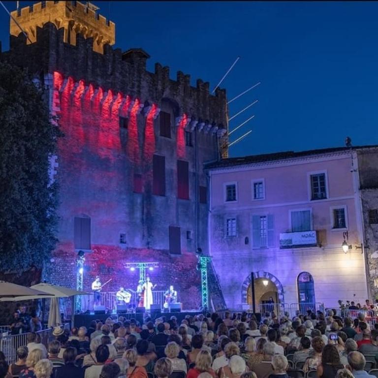 Duplex dans maison de village - Apartment mit 1 Schlafzimmer - 35
