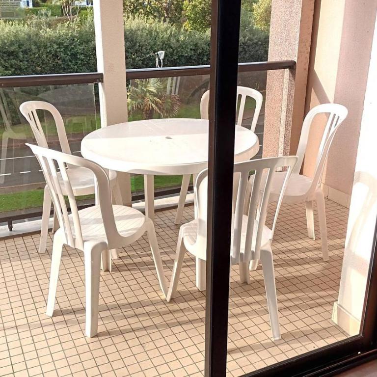 Appartement avec PISCINE, plage de Trestraou à PERROS-GUIREC - Réf 505 - Appartamento con 1 Camera da Letto - 4
