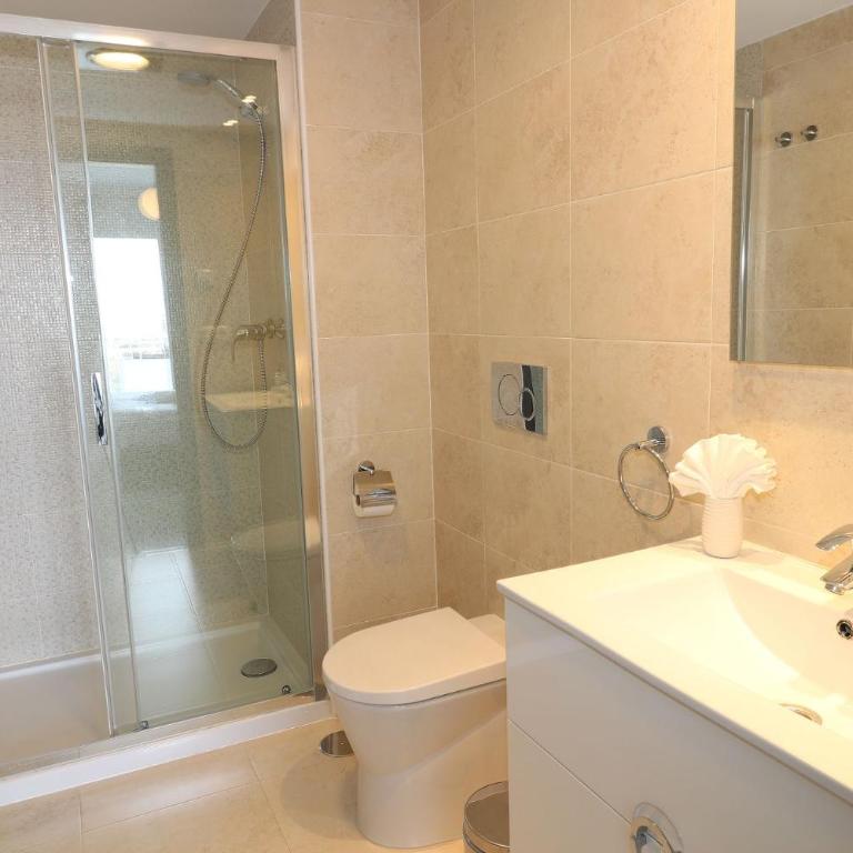 Nova Beach Paradise Apartment - Deluxe Apartment - 2