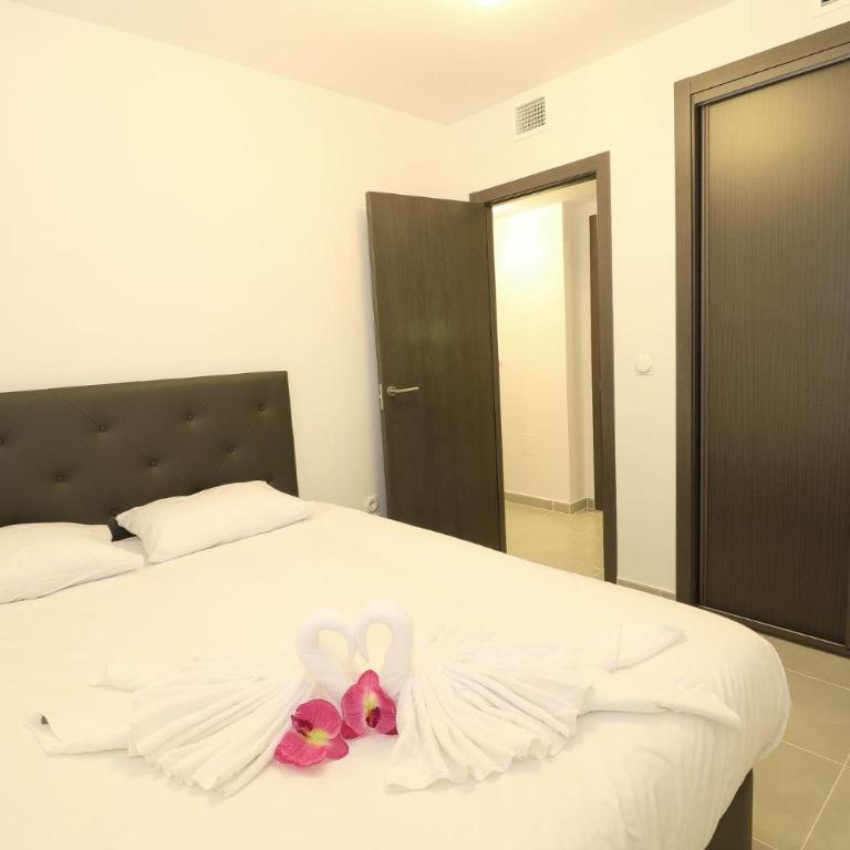 Nova Beach Paradise Apartment - Deluxe Apartment - 10