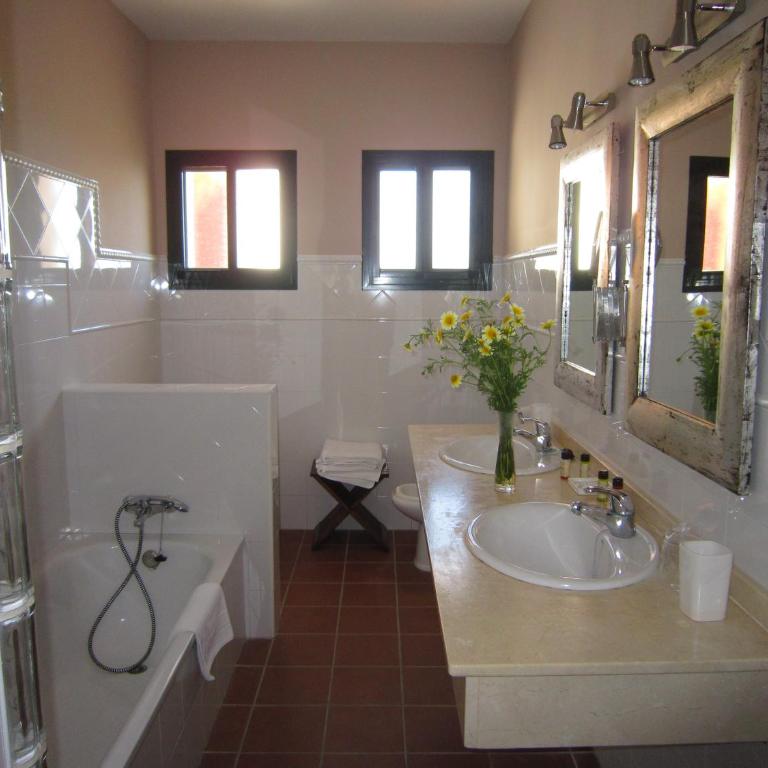 Hotel Sindhura - Suite Familiar - 18