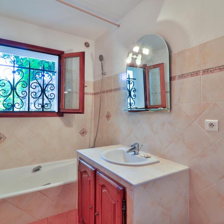 LOCATIONS-06 LA PASCALINE MEUBLÉ 4**** 30MN MER - Appartement 1 Chambre - 25