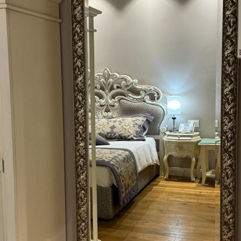 Domus Camillus - Deluxe Double Room with Balcony - 5